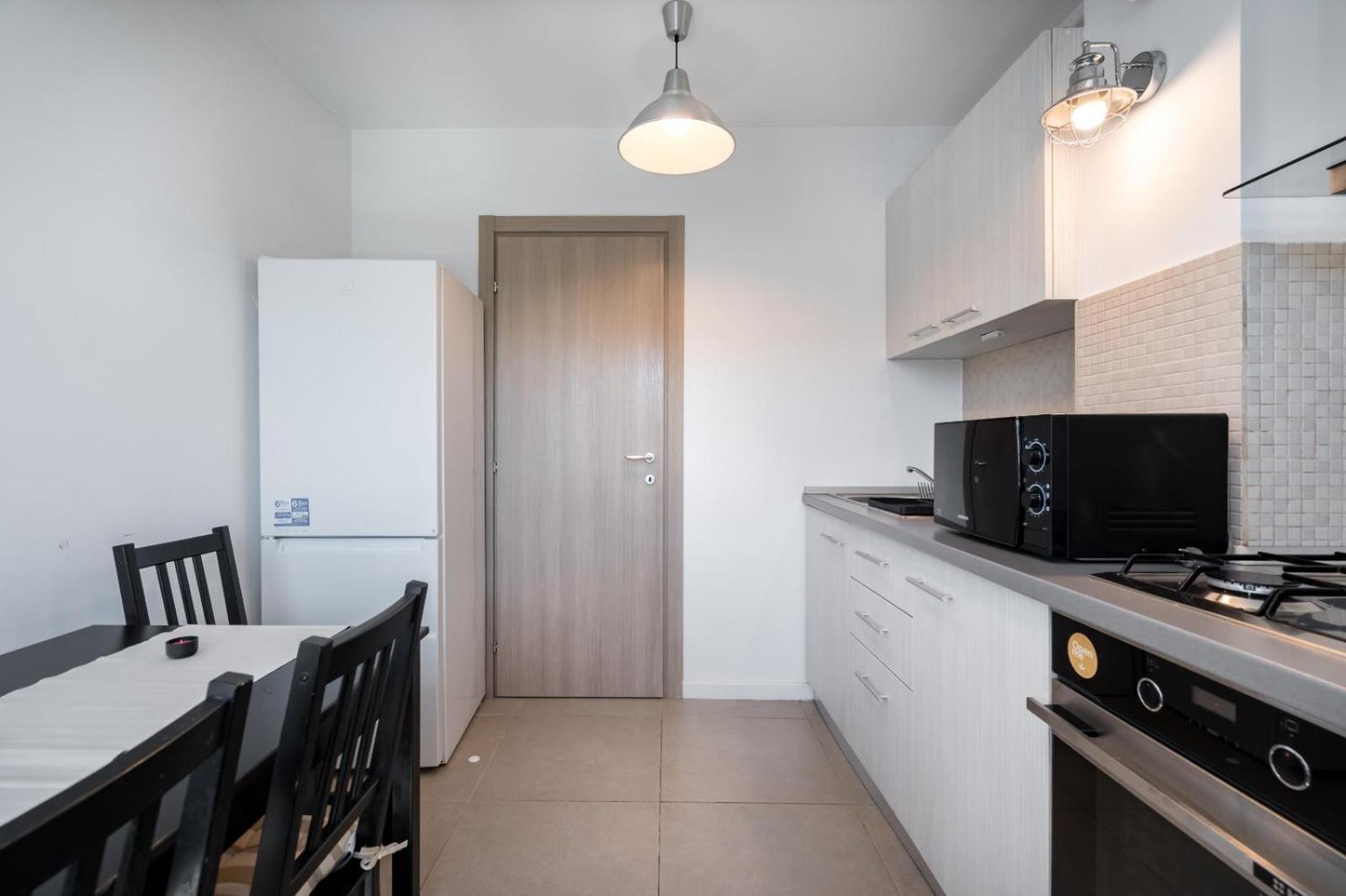 A Home Away - Politehnica Park Bucharest Luaran gambar